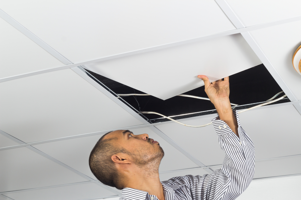 Comment faire un plafond suspendu en plâtre